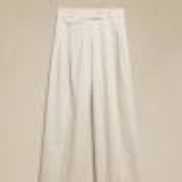 Banana Republic Carmel Pleated Wide-Leg Pant - Picture 2 of 5